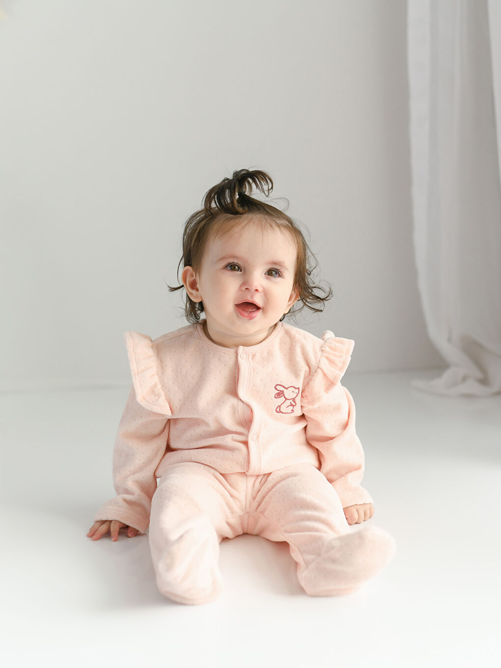 Pembe Bisiklet Yaka Uzun Kollu Nakış Detaylı Kız Bebek Hırka ve Pantolon 2'li Takım-2