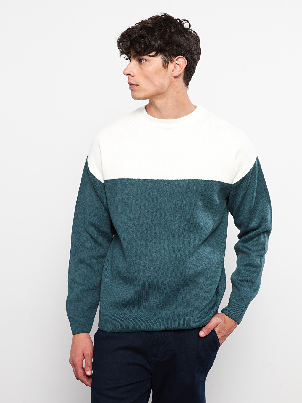 Crew Neck Long Sleeve Color Block Men's Knitwear Sweater-1