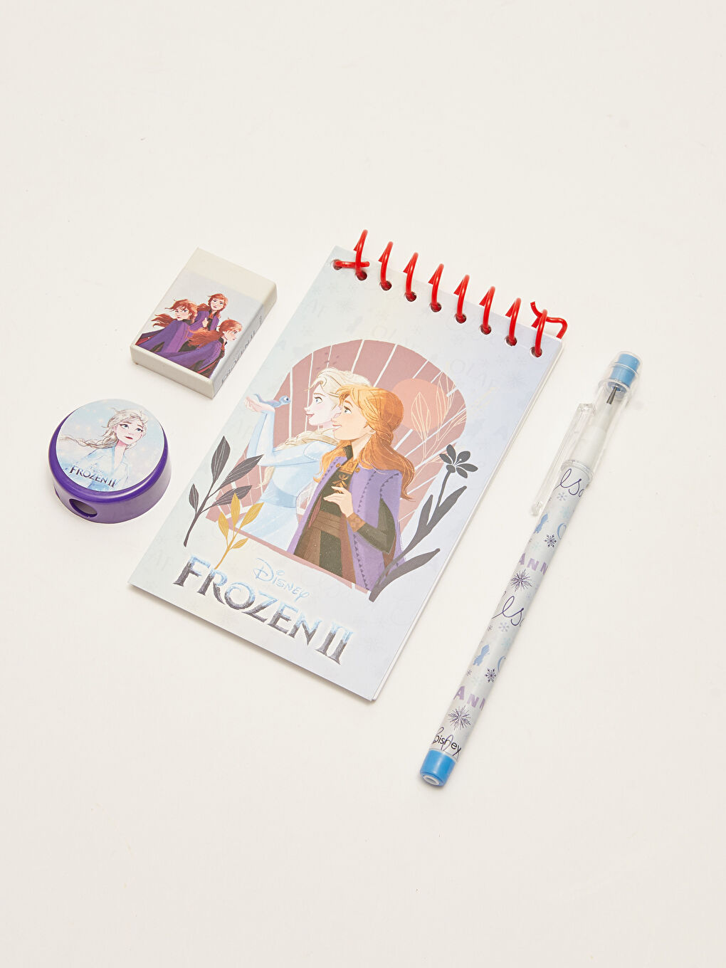 Frozen Lisanslı Kız Çocuk Kırtasiye Seti-1
