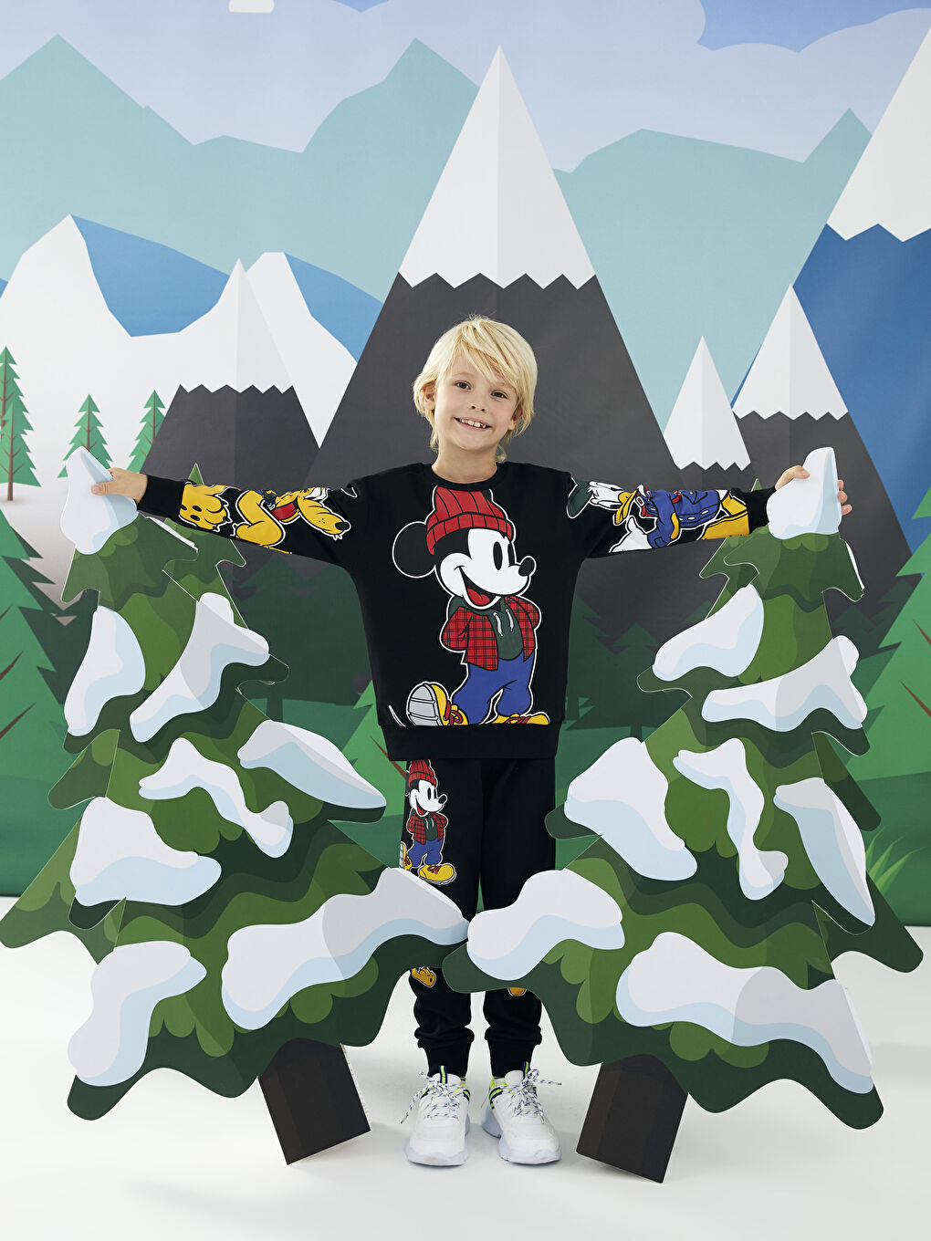 Crew Neck Mickey Mouse Printed Long Sleeve Boys' Sweatshirt-2
