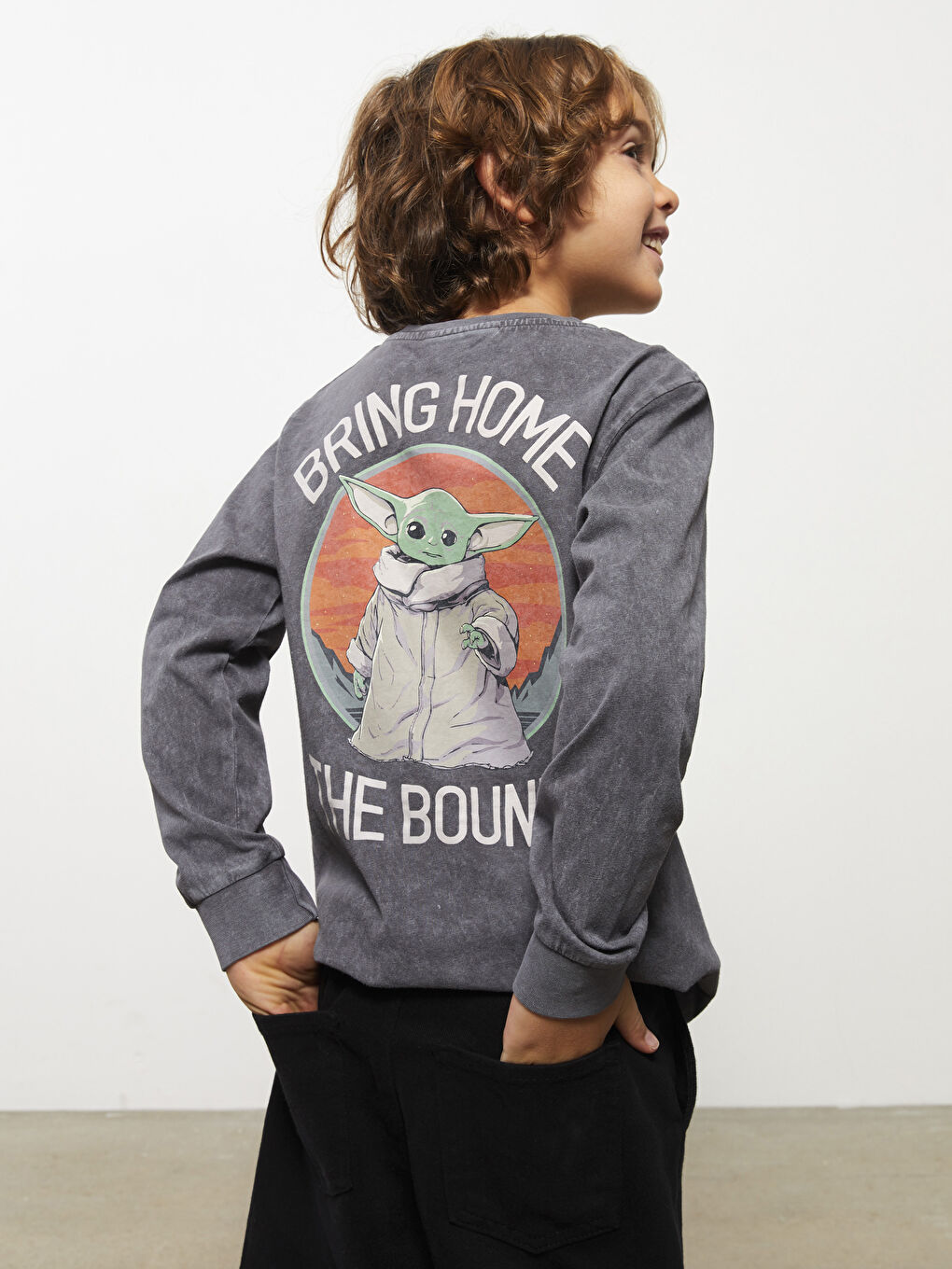 Antrasit Bisiklet Yaka Star Wars Baskılı Uzun Kollu Erkek Çocuk Tişört