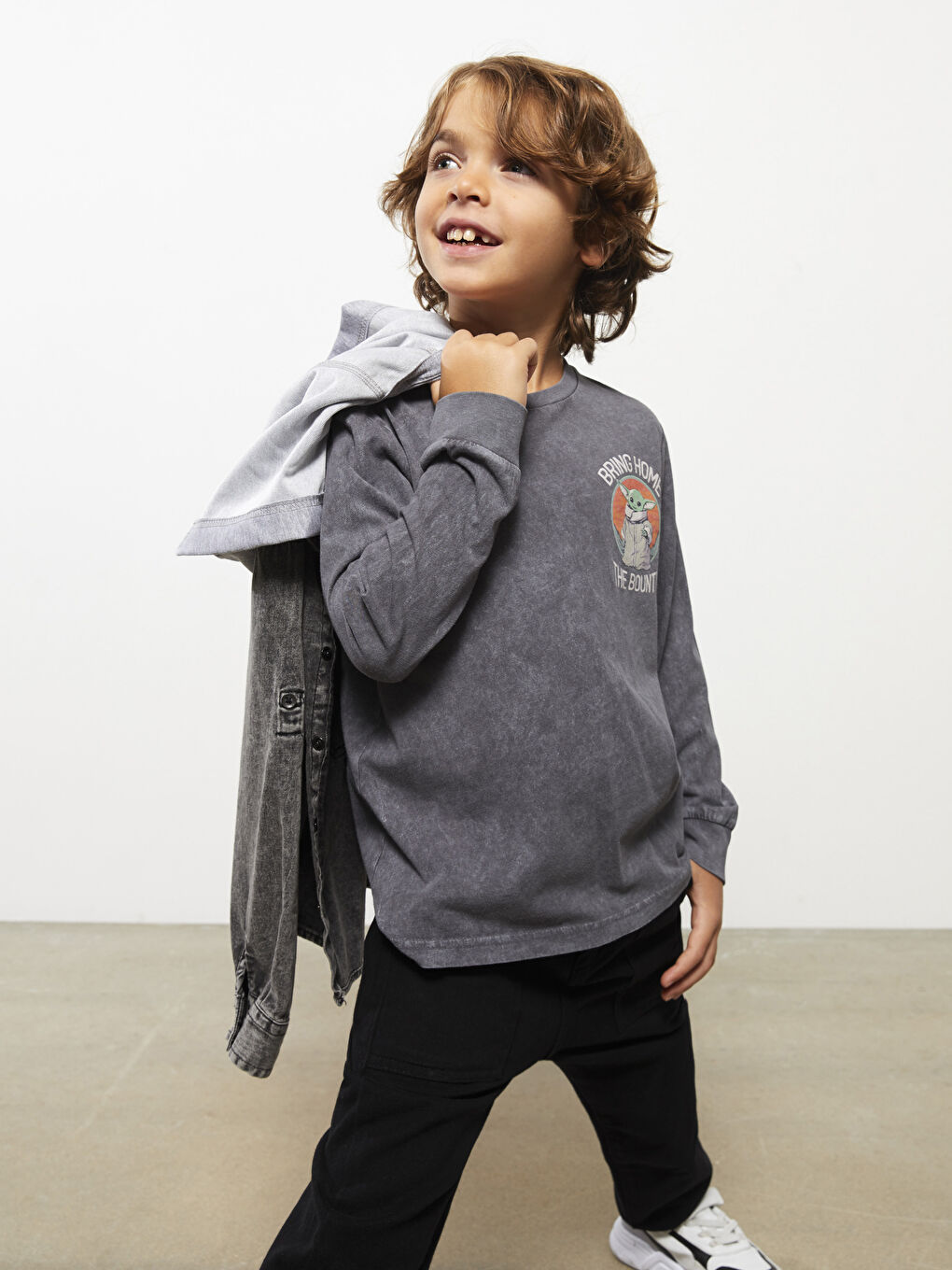 Antrasit Bisiklet Yaka Star Wars Baskılı Uzun Kollu Erkek Çocuk Tişört-1