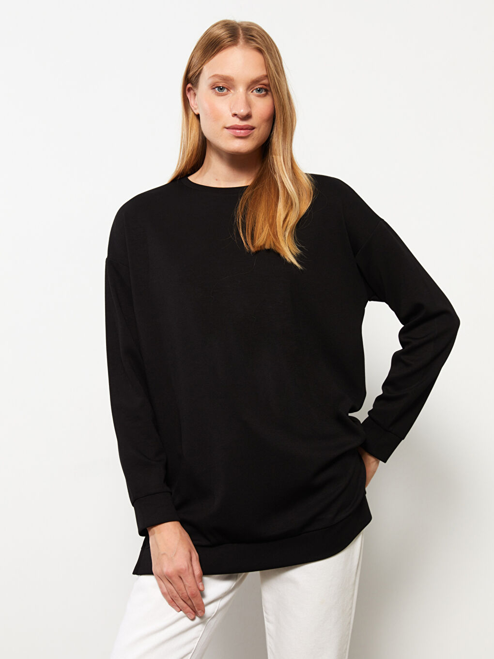 LCWAIKIKI Basic Crew Neck Plain Long Sleeve Women's Sweatshirt -W25871Z8-CVL