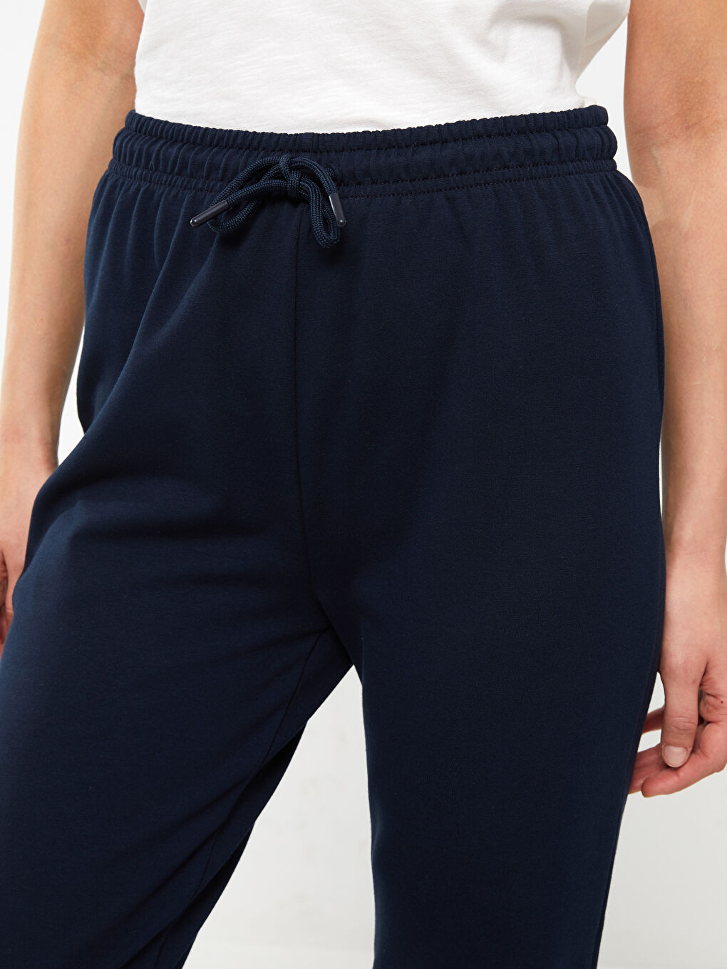 LCWAIKIKI Basic Lacivert Kadın Beli Lastikli Düz Jogger Eşofman Altı - 3