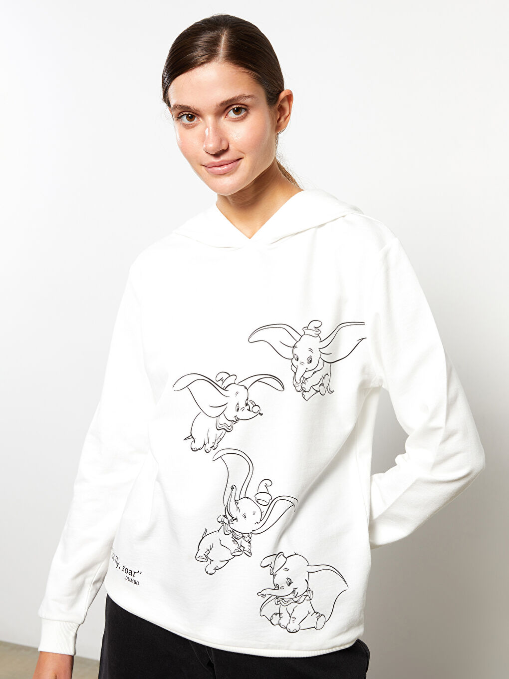 Ekru Kapüşonlu Dumbo Baskılı Uzun Kollu Kadın Sweatshirt Anne Kız Kombini