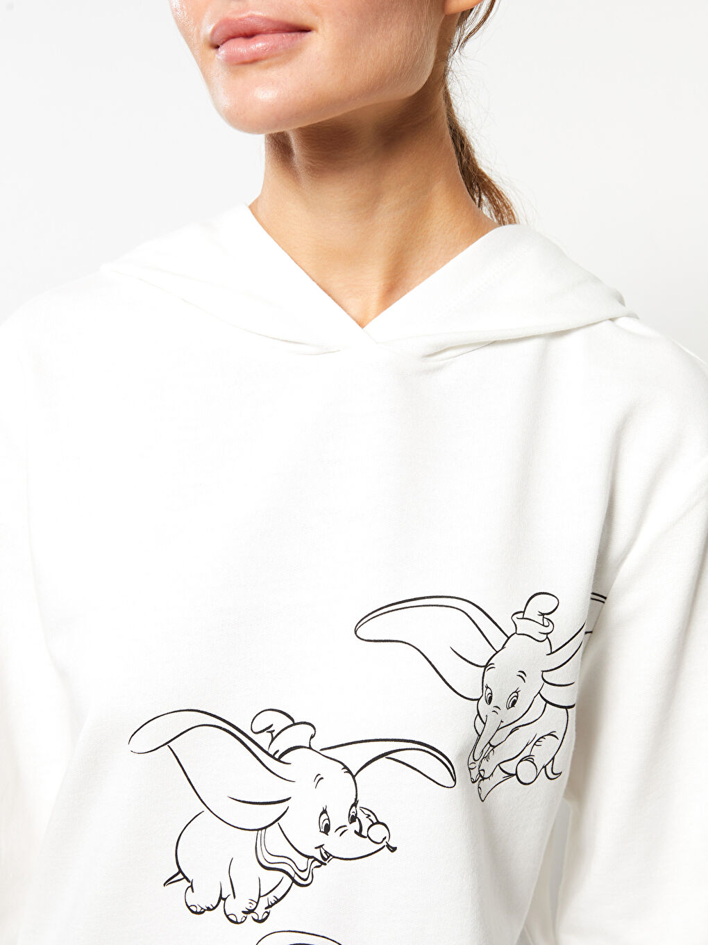 Ekru Kapüşonlu Dumbo Baskılı Uzun Kollu Kadın Sweatshirt Anne Kız Kombini-3