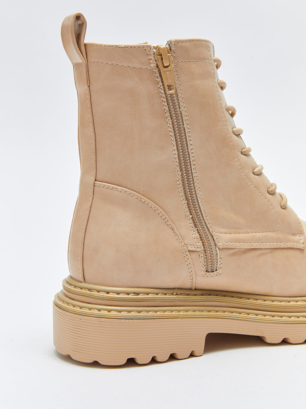 Bej Deri Görünümlü Bağcıklı ve Fermuarlı Kadın Kar Botu-5