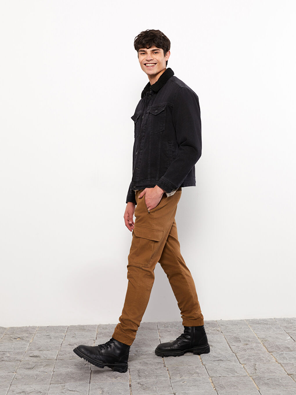 Slim Fit Twill Men's Cargo Trousers