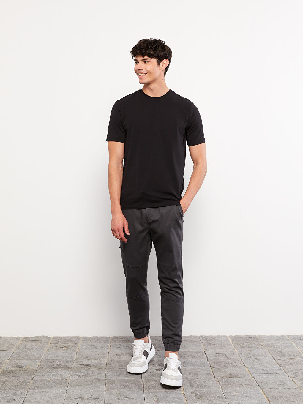 Schlank Geschnittene Twill Jogginghose für Herren