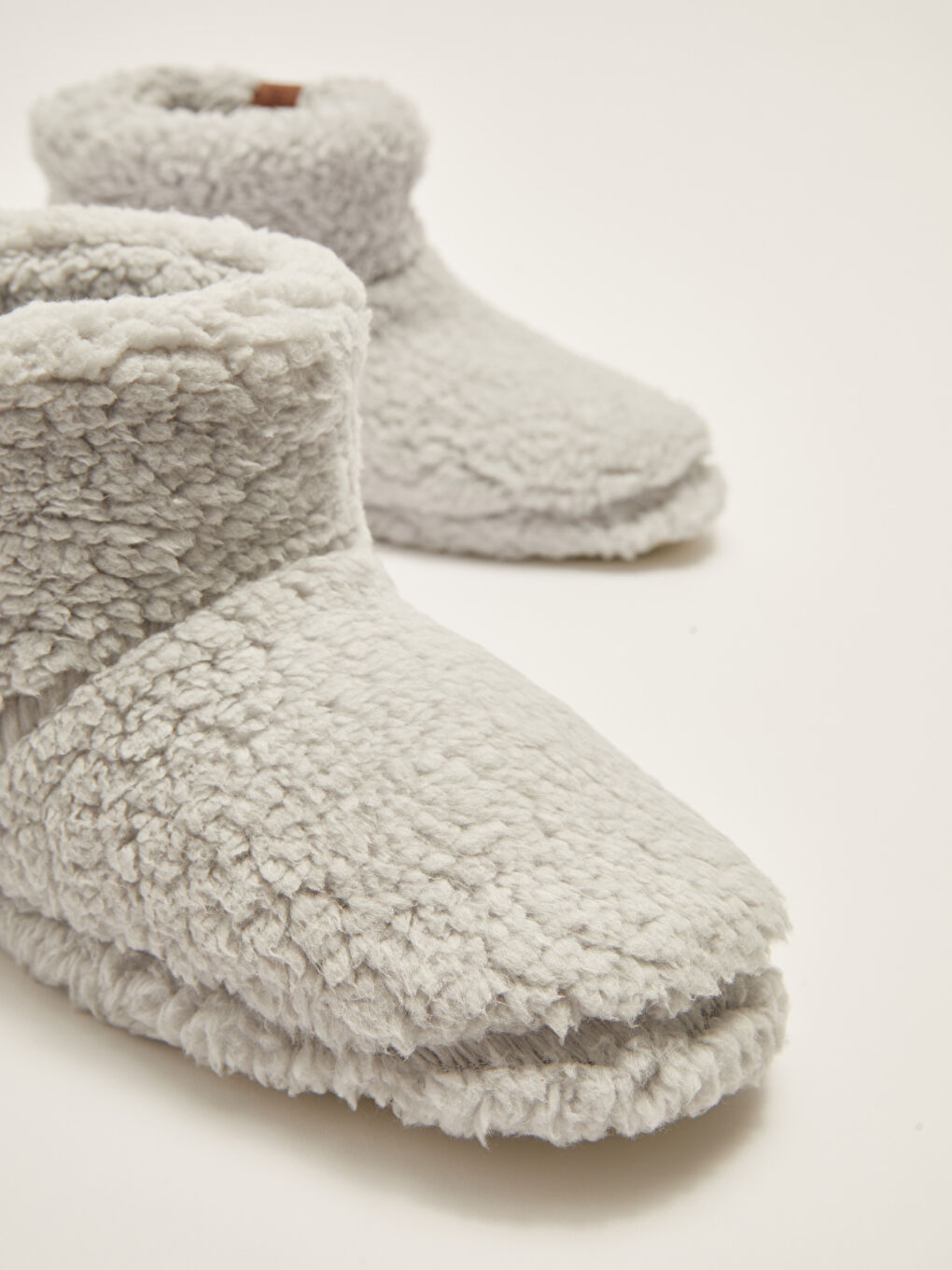 Gri Pelüş Kadın Ev Botu-6