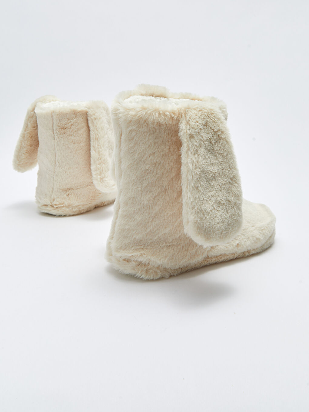 Bej 3D Aplike Detaylı Pelüş Kadın Ev Botu-4