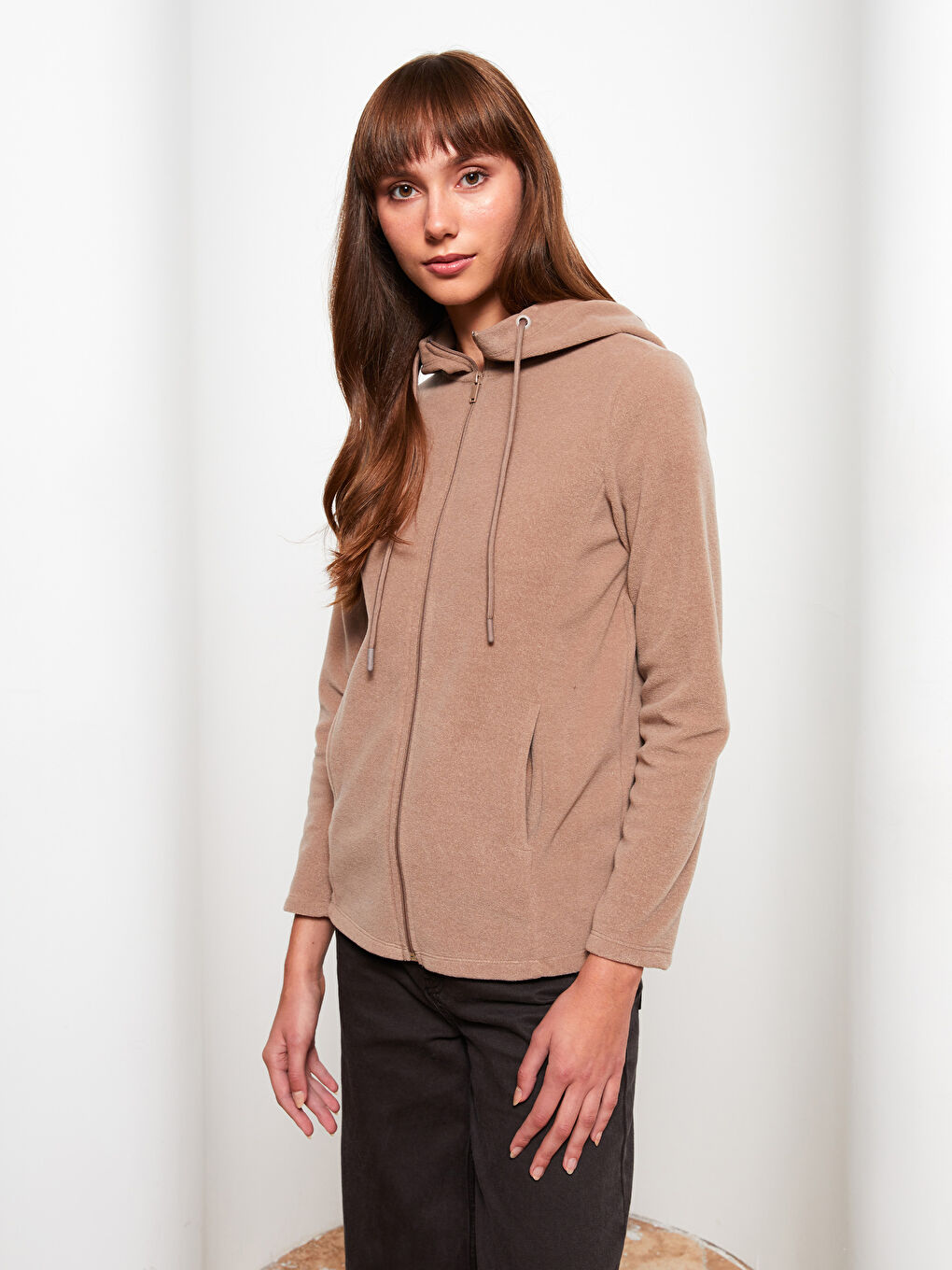 Kahverengi Kapüşonlu Düz Uzun Kollu Polar Kadın Spor Hırka-1