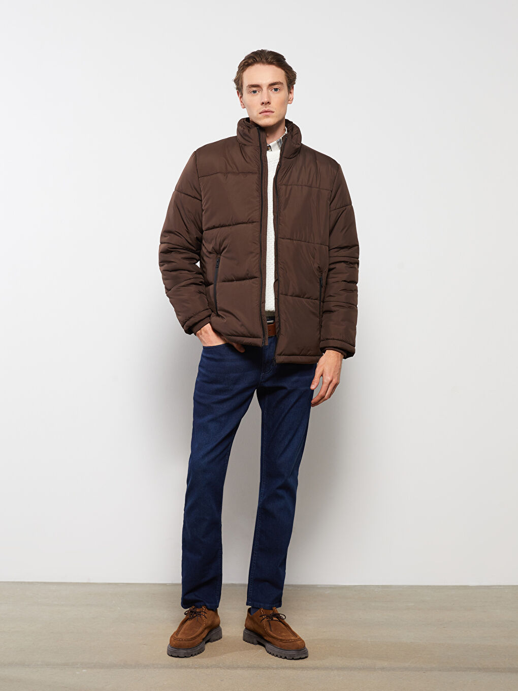 Kahverengi Rahat Kalıp Dik Yaka Erkek Şişme Mont-1