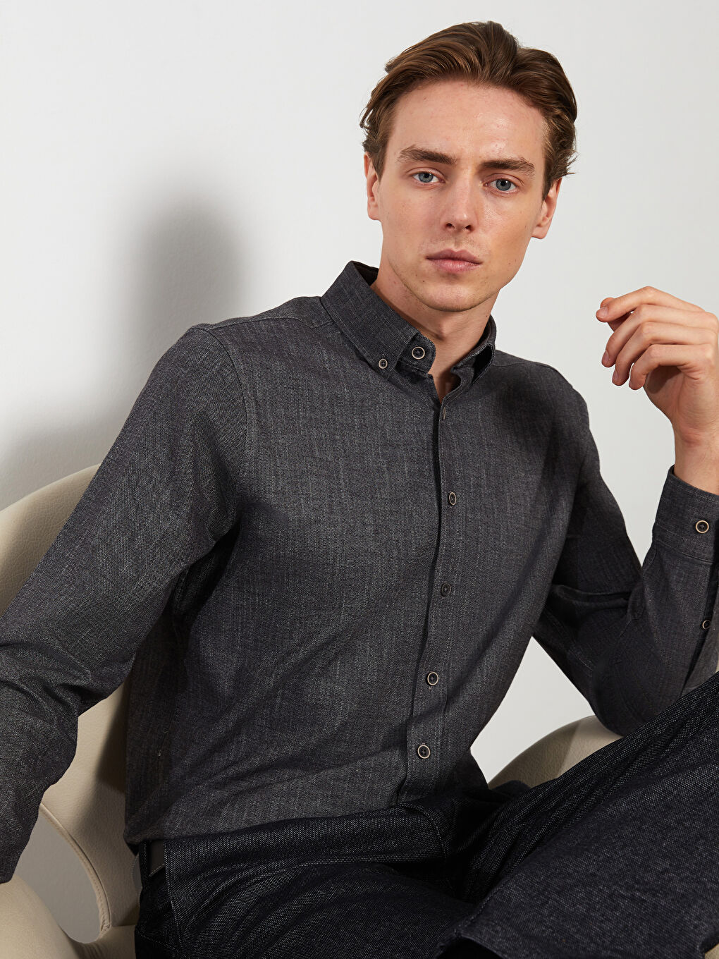 Muška košulja dugih rukava regularnog kroja od gabardena