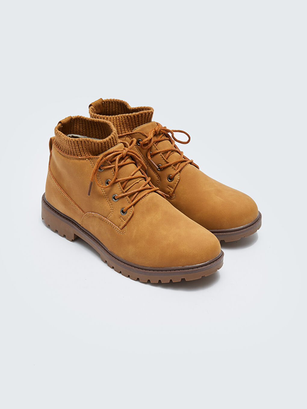 Kahverengi Bağcıklı Bilek Boy Erkek Bot