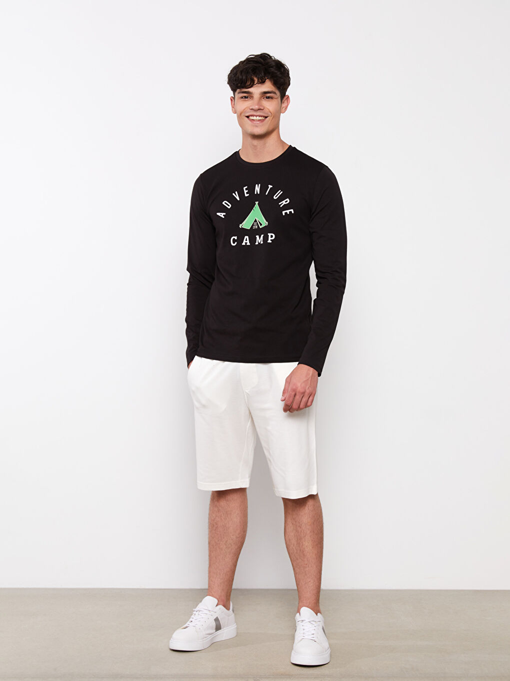 Crew Neck Long Sleeve Printed Men's T-Shirt-1