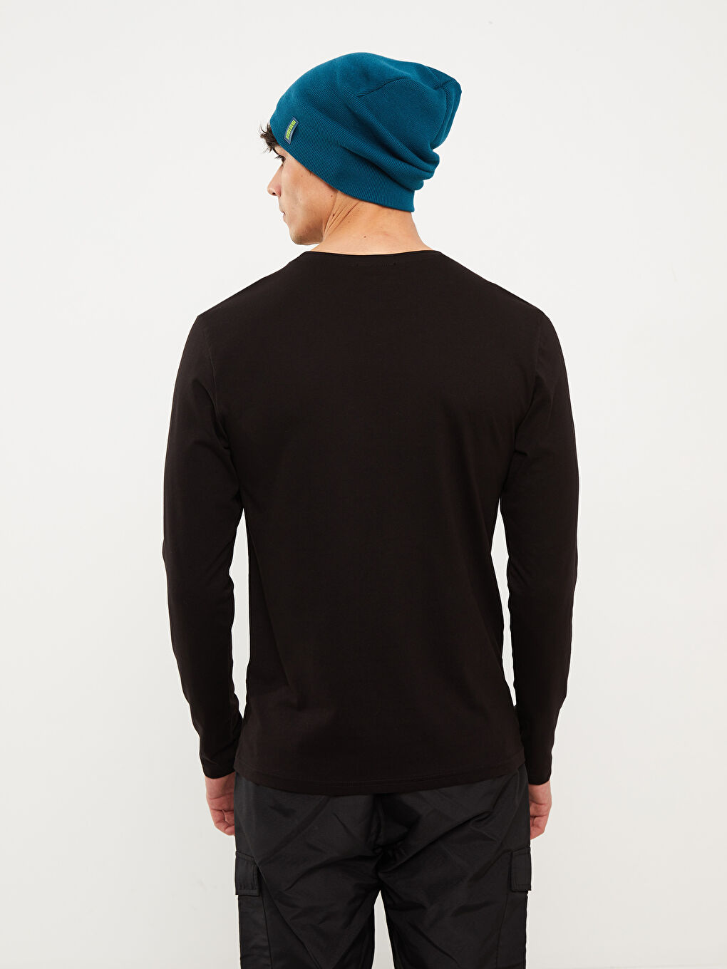 تيشيرت كم طويل مطبوع بياقة دائرية للرجال-4