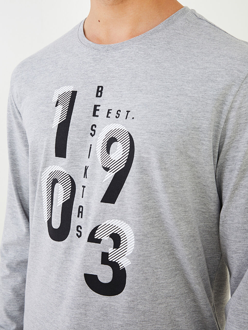 Gri Standart Kalıp Beşiktaş Baskılı Erkek Taraftar Pijama Takımı-3