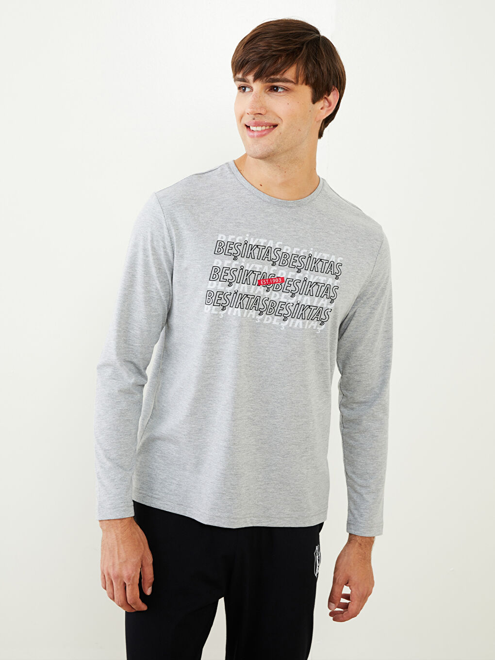 Gri Standart Kalıp Beşiktaş Baskılı Erkek Taraftar Pijama Takımı