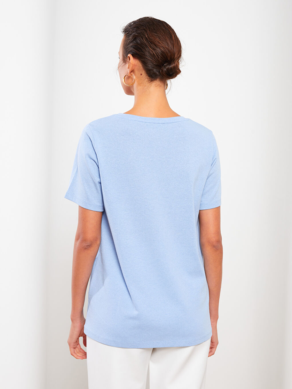 تيشيرت نسائي برقبة دائرية وأكمام قصيرة مطبوع-5