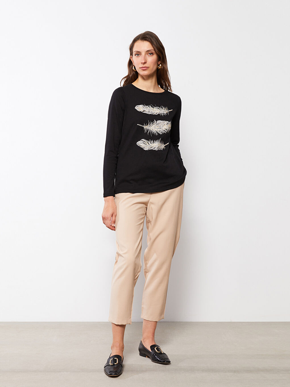 Crew Neck Printed Long Sleeve Women's T-Shirt-1