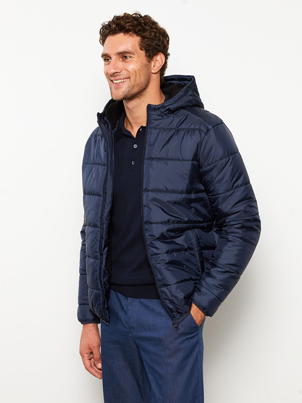 Lacivert Standart Kalıp Kapüşonlu Erkek Şişme Mont-1