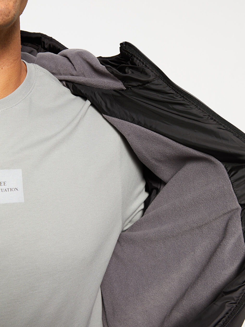 Siyah Standart Kalıp Kapüşonlu Erkek Şişme Mont-3