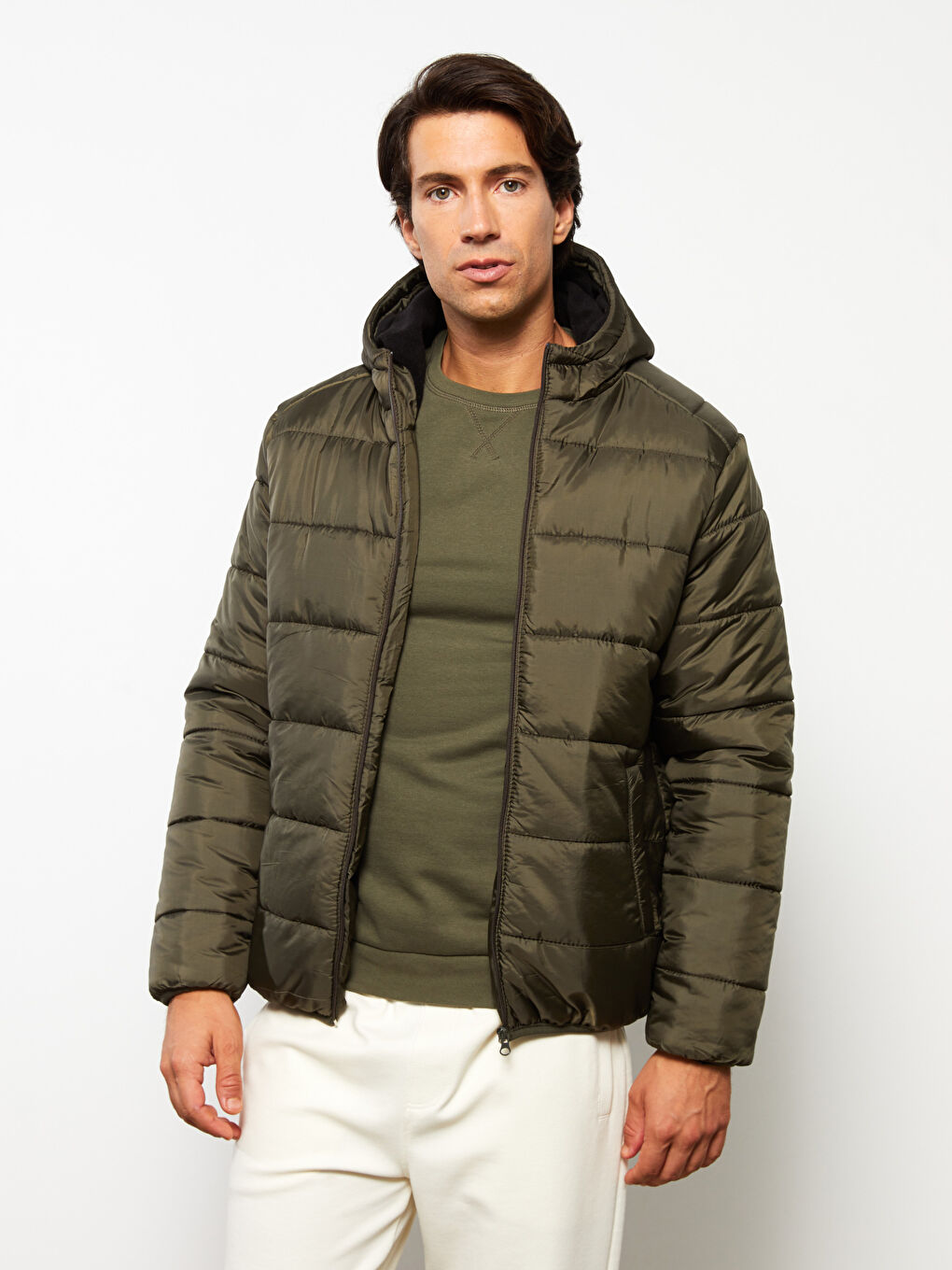 Regular Fit Steppmantel für Herren mit Kapuze-1