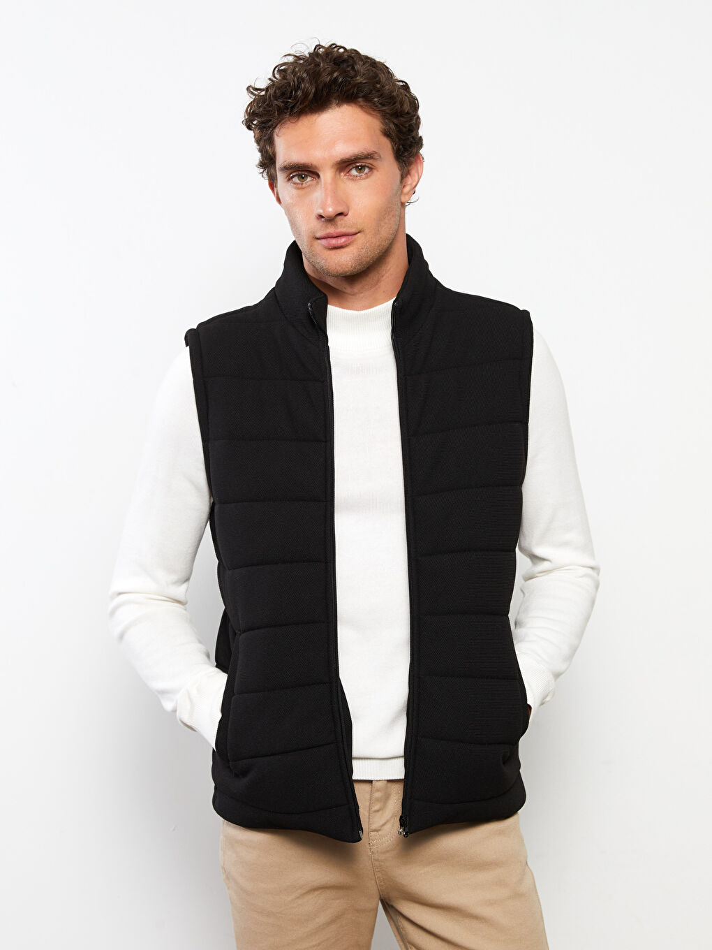 Siyah Standart Kalıp Dik Yaka Erkek Yelek-1