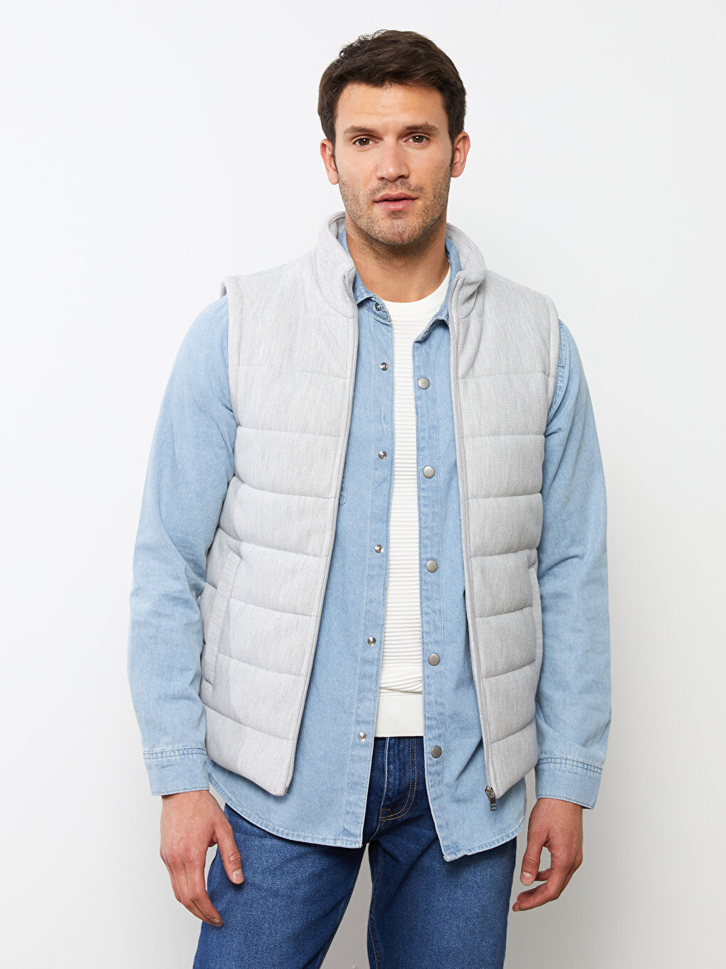 Gri Standart Kalıp Dik Yaka Erkek Yelek-1