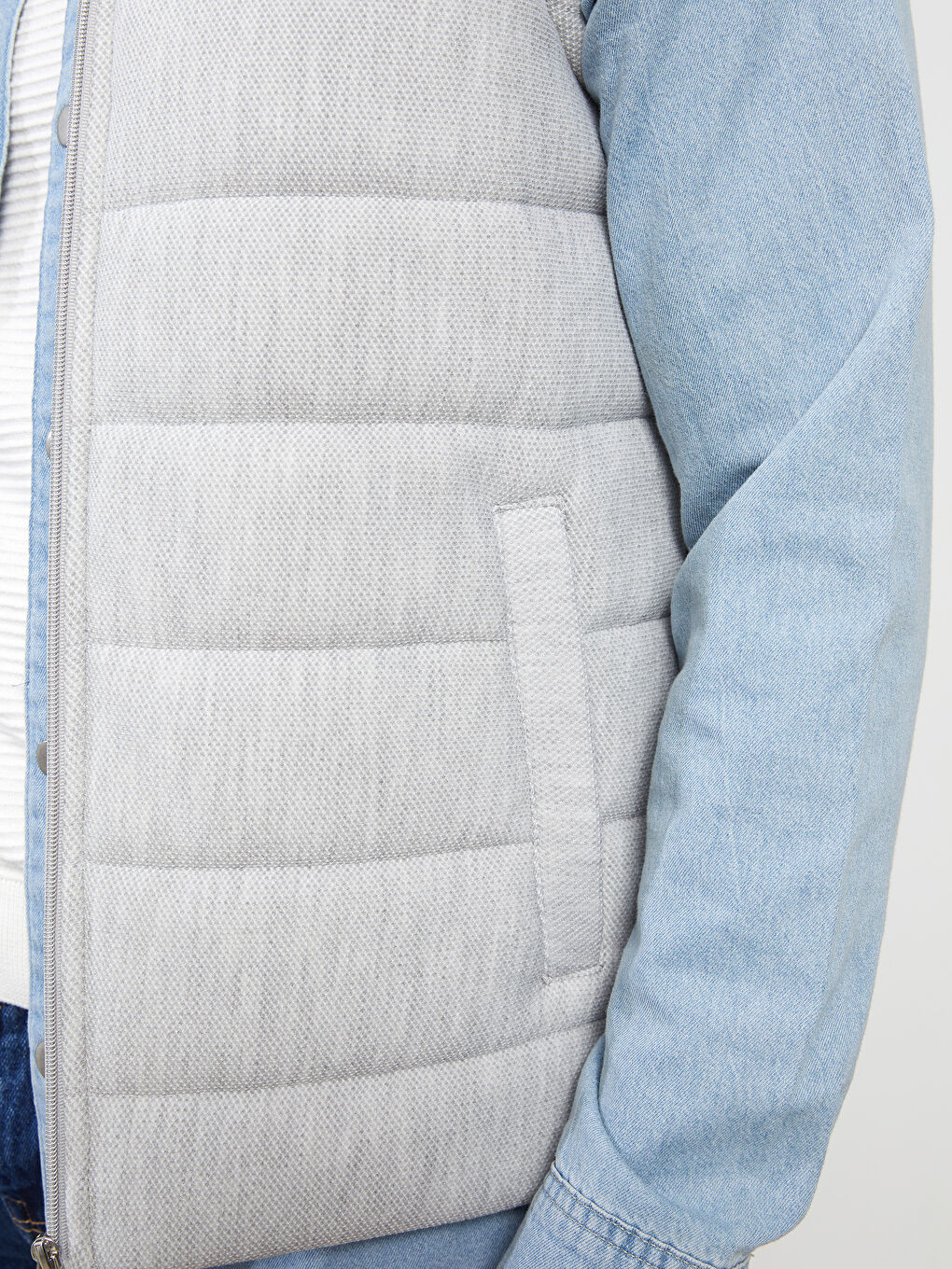 Gri Standart Kalıp Dik Yaka Erkek Yelek-4