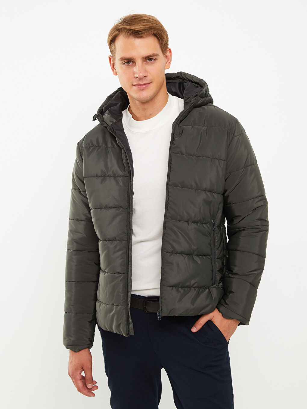 Haki Standart Kalıp Kapüşonlu Erkek Şişme Mont