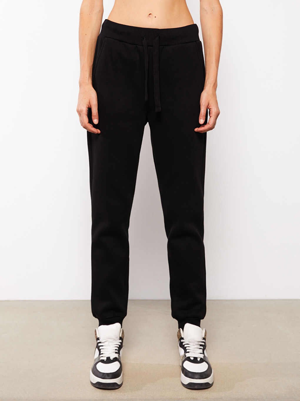 Elasticated Waist Women's Thick Jogger Sweatpants-3