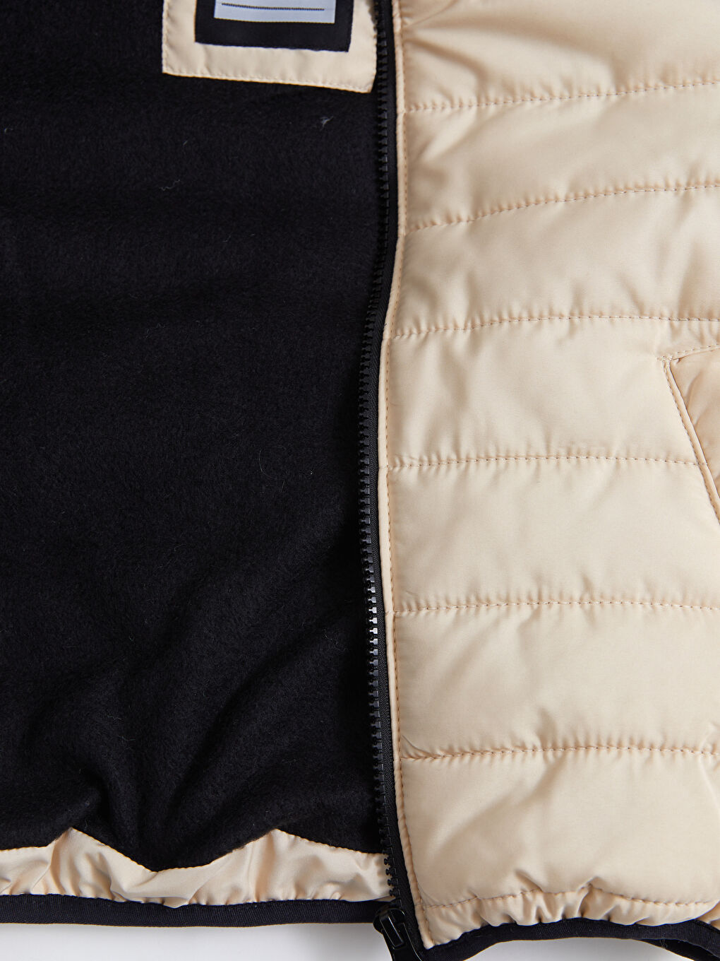 LC Waikiki Osnovni dečiji puffer sa kapuljačom -W26687Z4-SGR
