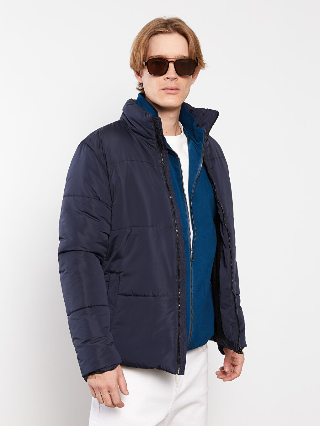 Lacivert Standart Kalıp Dik Yaka Erkek Şişme Mont-1