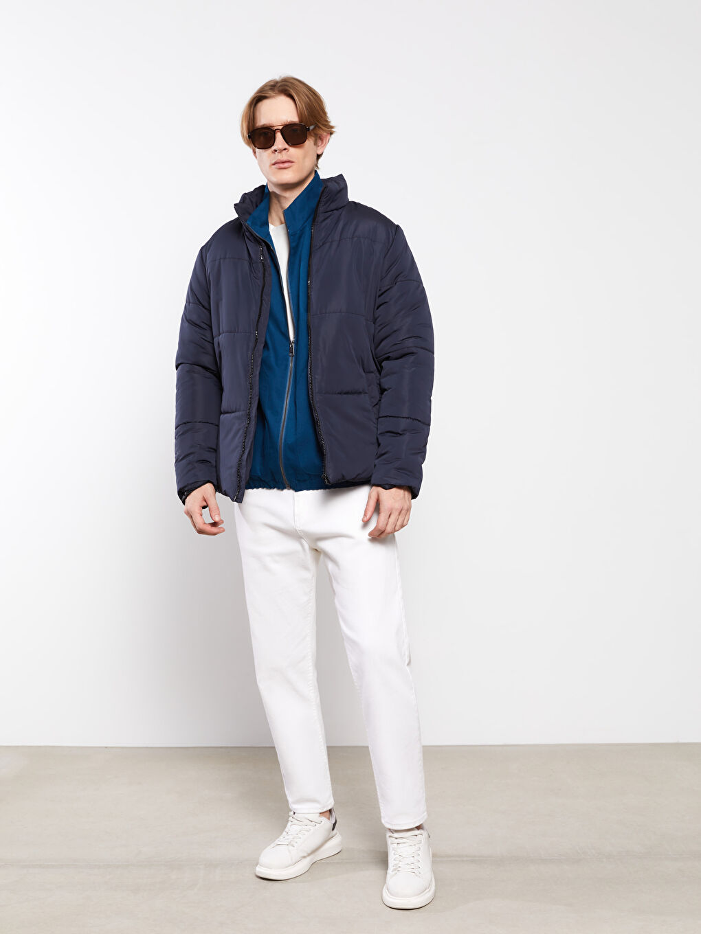 Lacivert Standart Kalıp Dik Yaka Erkek Şişme Mont-3