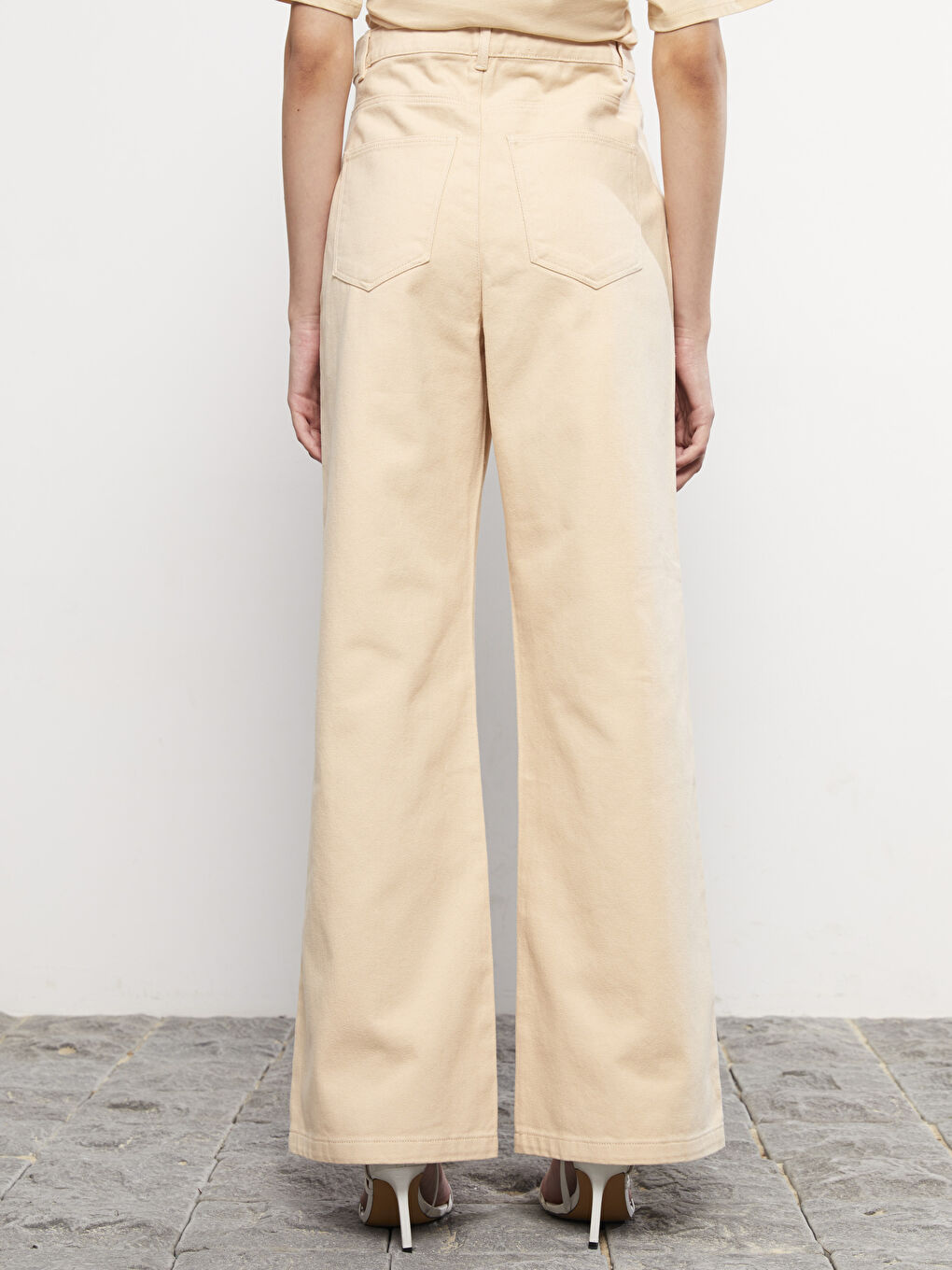 LCW Vision Standard Fit Regular Bell-Bottoms Gabardine Women's Trousers -W26709Z8-G1Y