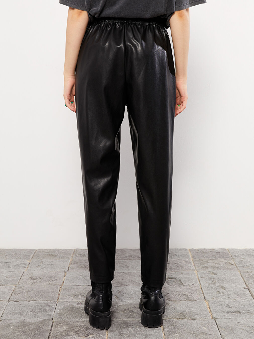 Elasticated Waist Faux Leather Women's Trousers-4