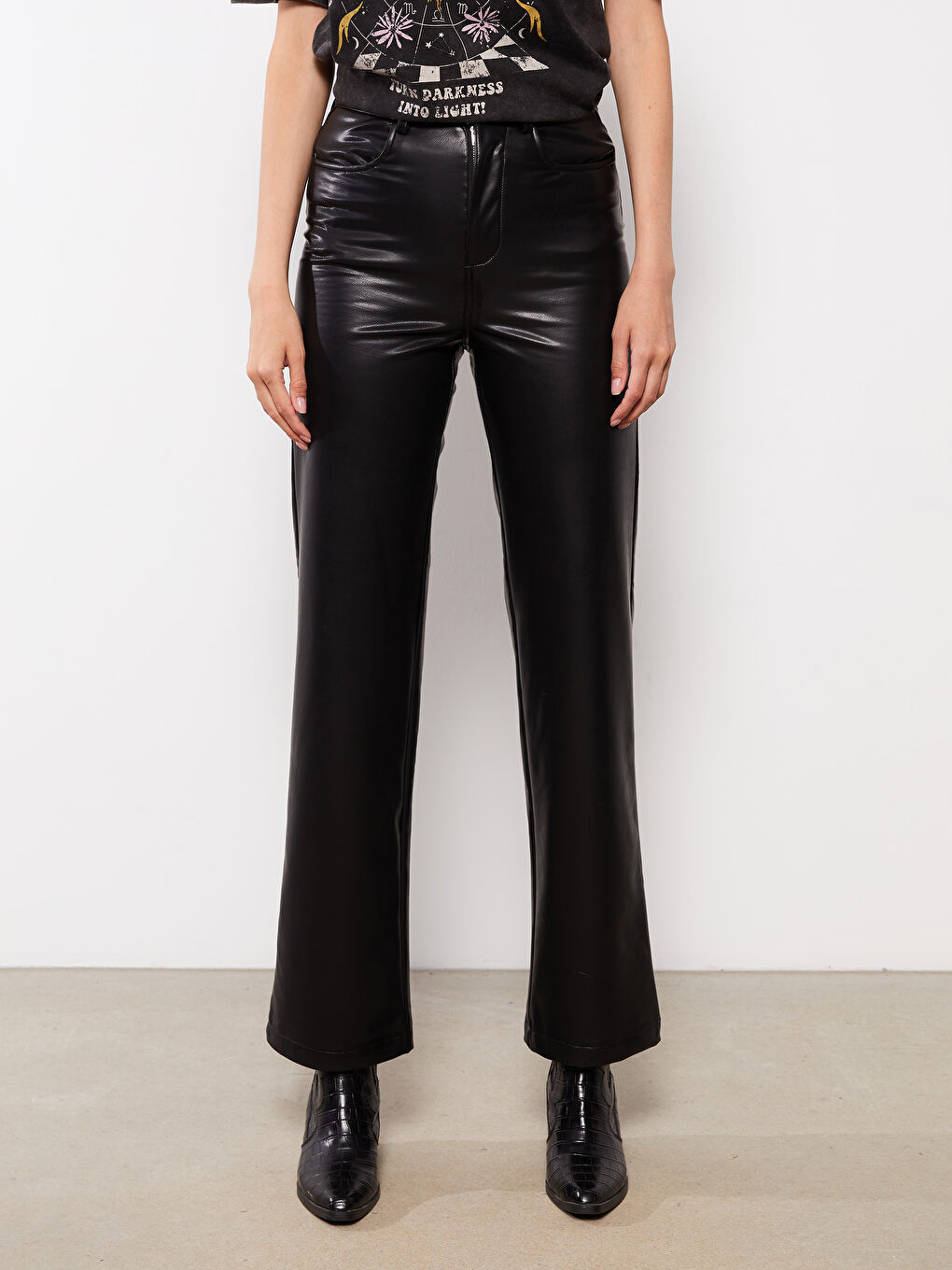 LCW Vision Schlank Geschnittene Kunstleder-Hose für Damen -W26713Z8-E0N