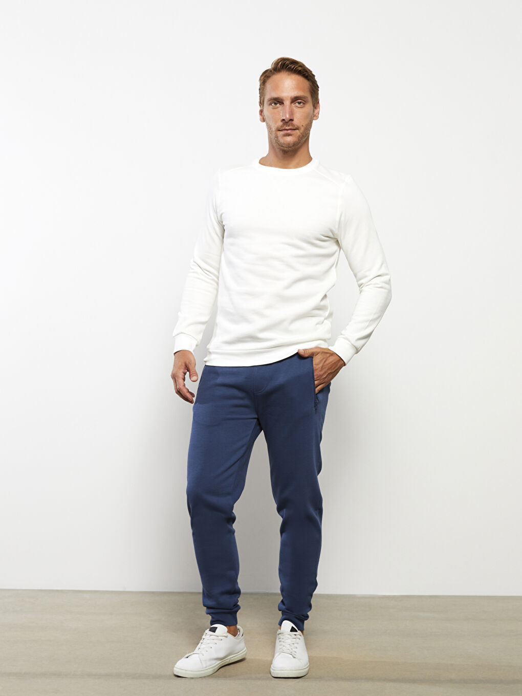 Lacivert Rahat Kalıp Erkek Kalın Jogger Eşofman Altı-1