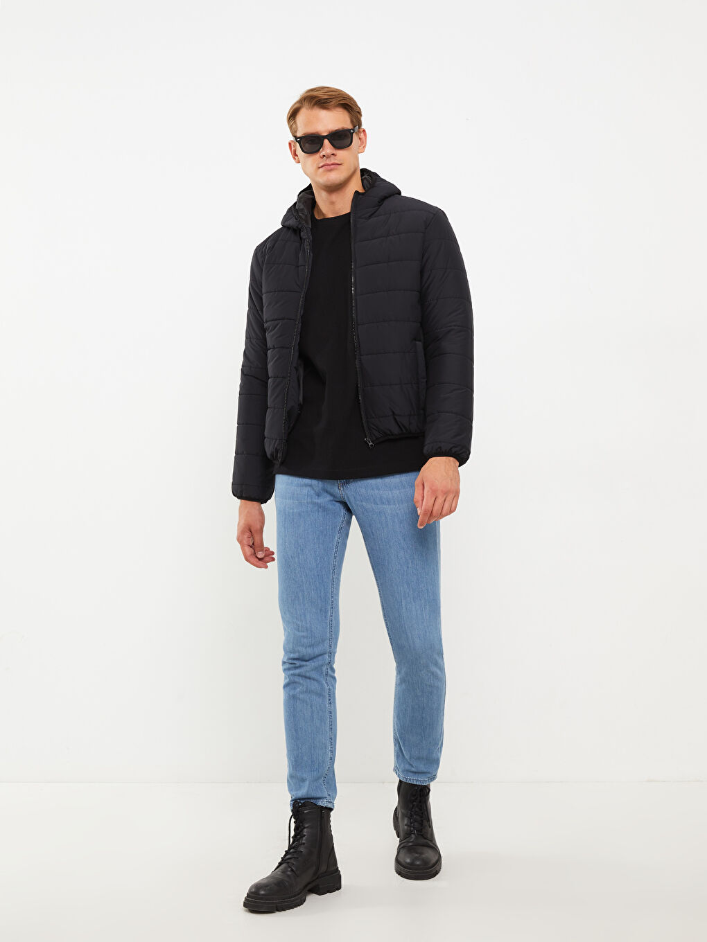 Lacivert Standart Kalıp Kapüşonlu Erkek Şişme Mont-1