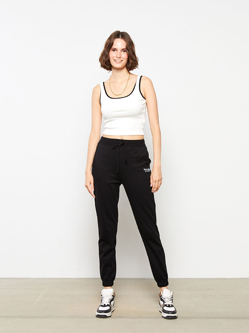 Elasticated Waist Embroidered Women's Jogger Sweatpants -W26764Z8-RQN