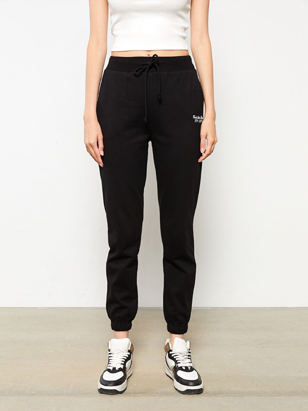Elasticated Waist Embroidered Women's Jogger Sweatpants -W26764Z8-RQN