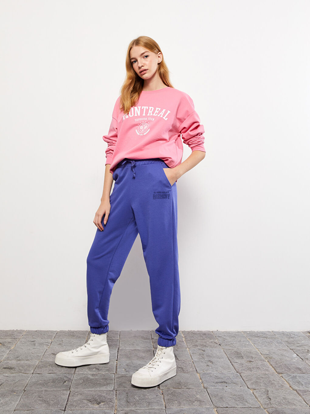 LCW Vision Bedruckte Jogginghose mit elastischem Bund für Damen -W26786Z8-SGF