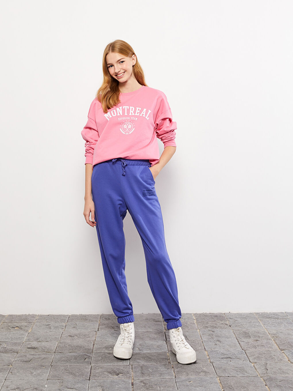 LCW Vision Bedruckte Jogginghose mit elastischem Bund für Damen -W26786Z8-SGF