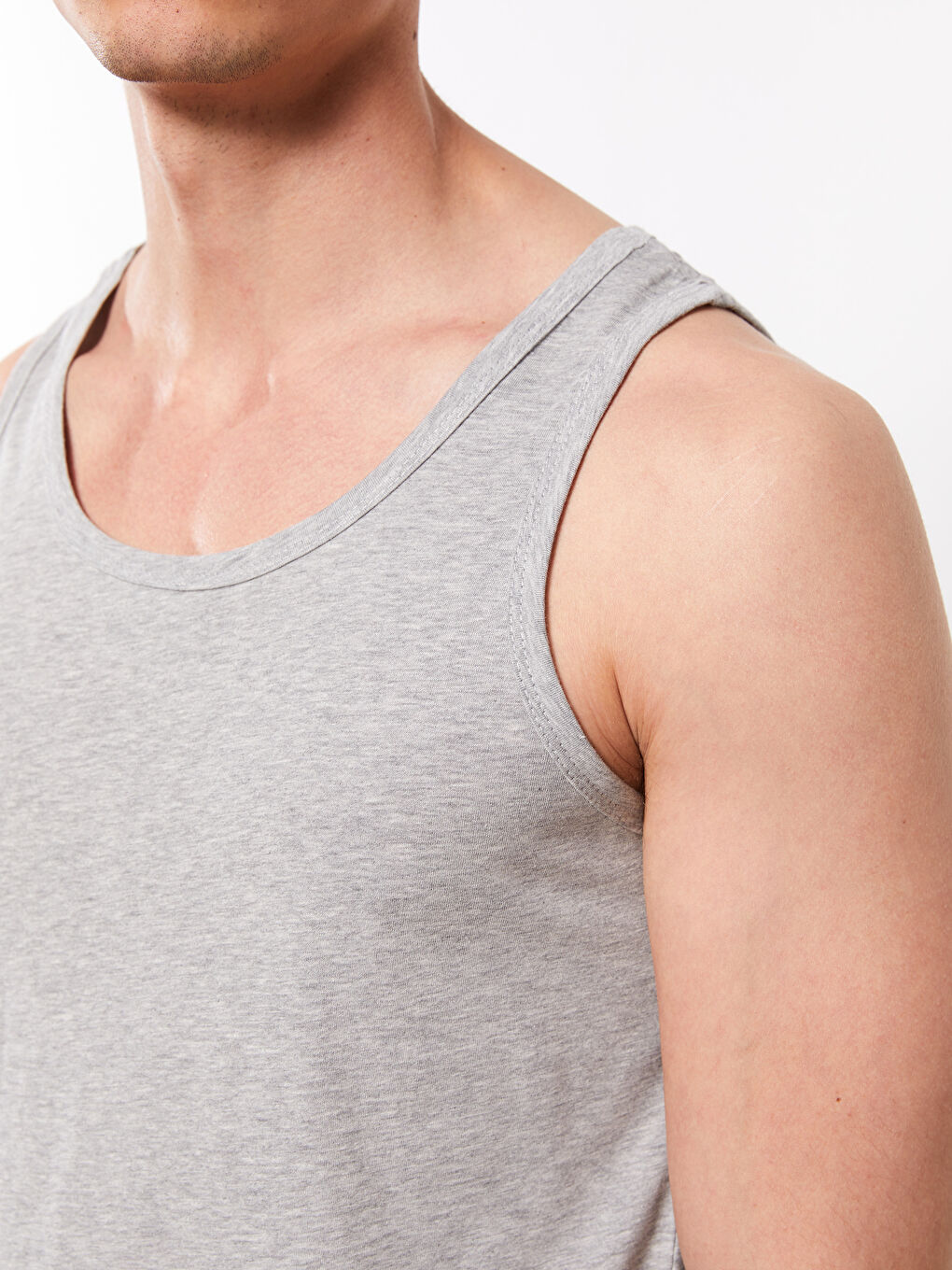 Gilet de Sport Basique en Coton et Col Rond pour Homme - Lot de 2-3