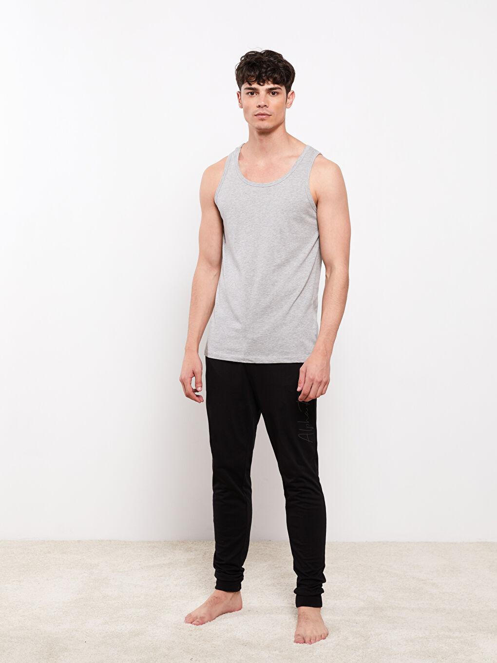 Gilet de Sport Basique en Coton et Col Rond pour Homme - Lot de 2-4