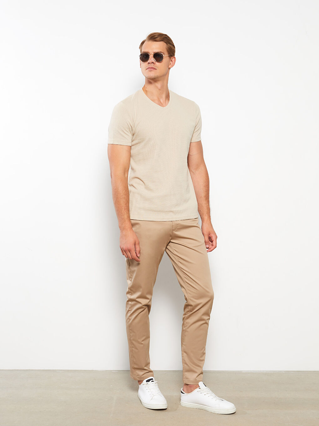 V Neck Short Sleeve Men's T-Shirt-2