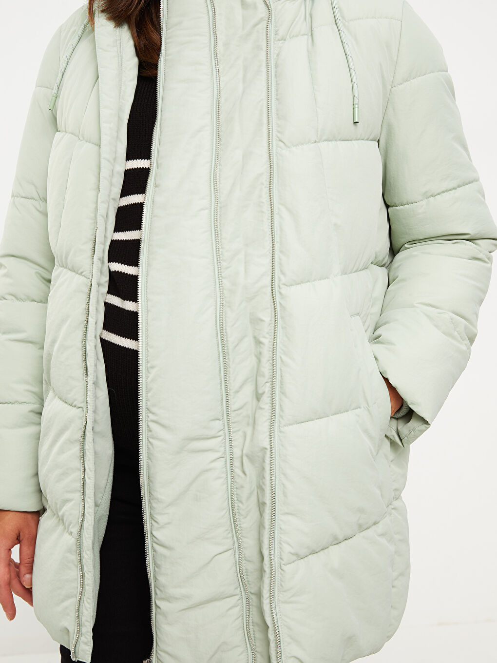 LCWAIKIKI Maternity Hooded Collar Regular Long Sleeve Maternity Coat -W26898Z8-S8X