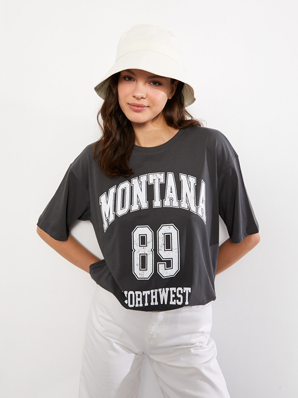 Antrasit Bisiklet Yaka Baskılı Kısa Kollu Pamuklu Kadın Tişört